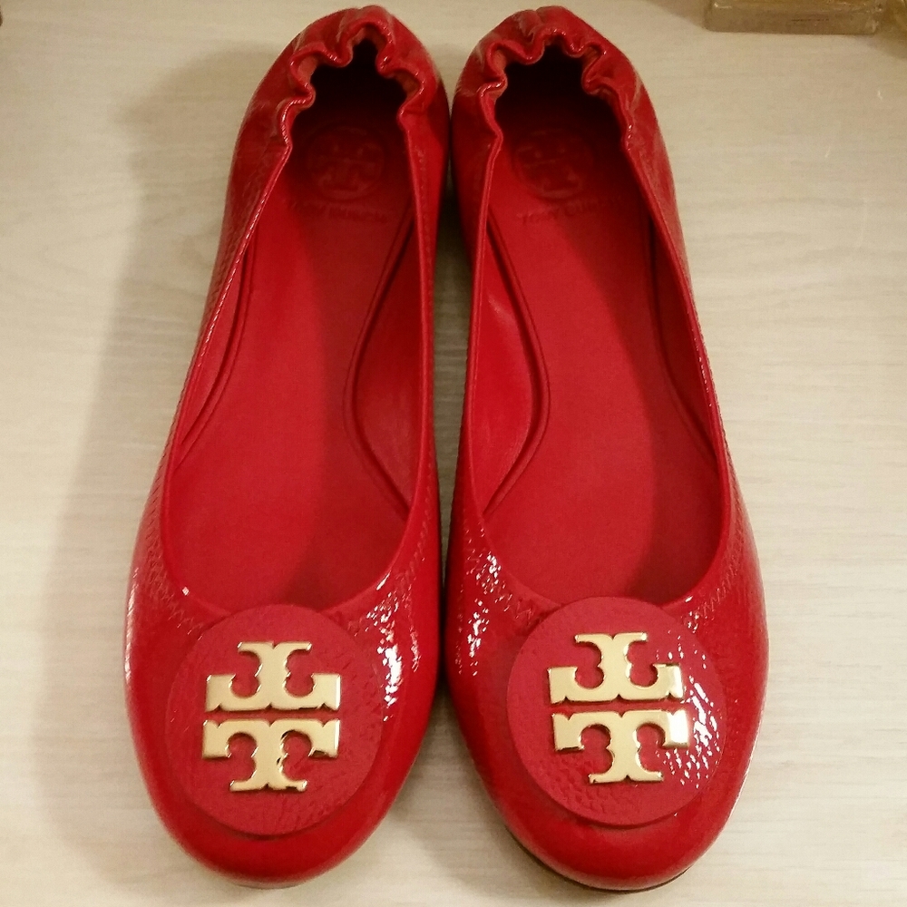 🍎RARE🍎Tory Burch Red Leather Flats - Gold Emblem